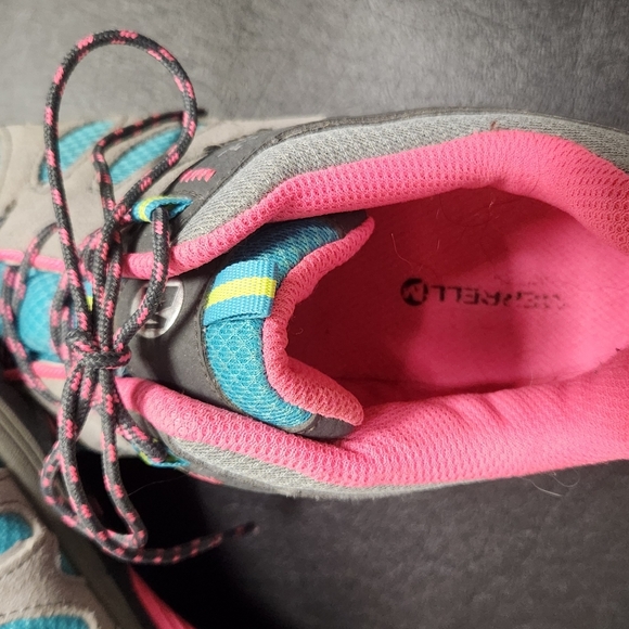 Merrell Low Lace Chamellion Waterproof Hiking Shoes Leather and Mesh, Like New - Picture 2 of 6